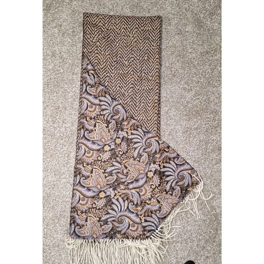 J.McLaughlin Reversible 100% Cashmere Scarf Paisley/Herringbone 26